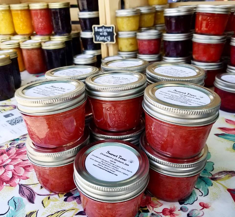 Outdoor Farmers' Market
